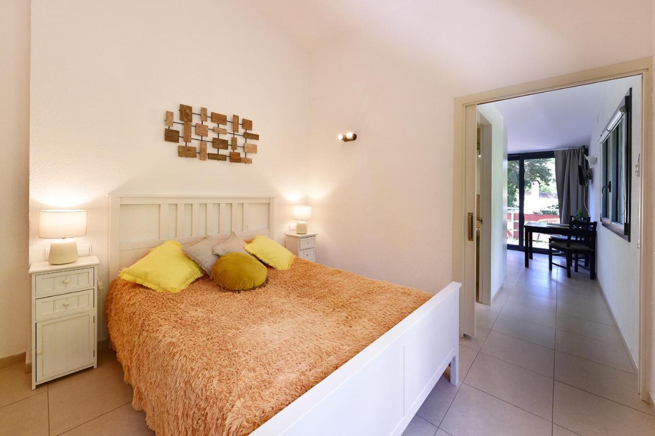 Pequeno Y Acogedor En El Centro De Cadaques Apartment Exterior photo