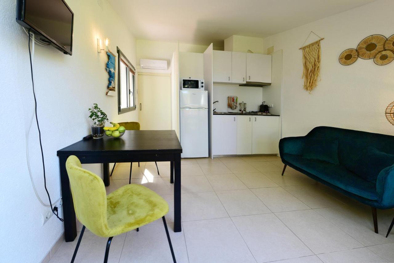 Pequeno Y Acogedor En El Centro De Cadaques Apartment Exterior photo